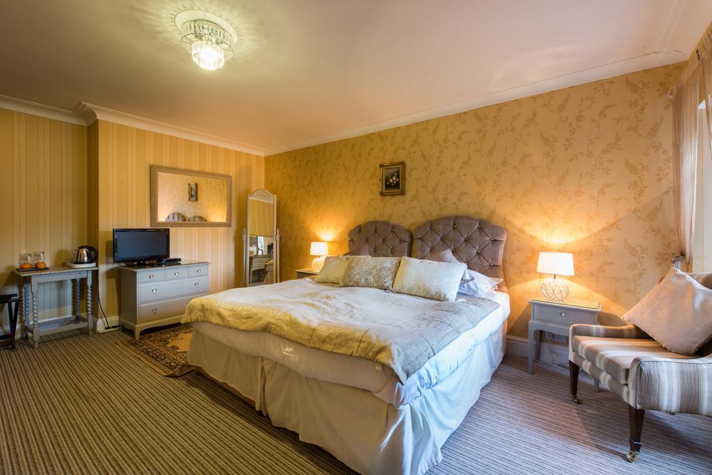 לאנרווסט Maenan Abbey Hotel מראה חיצוני תמונה