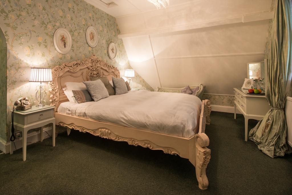 לאנרווסט Maenan Abbey Hotel מראה חיצוני תמונה