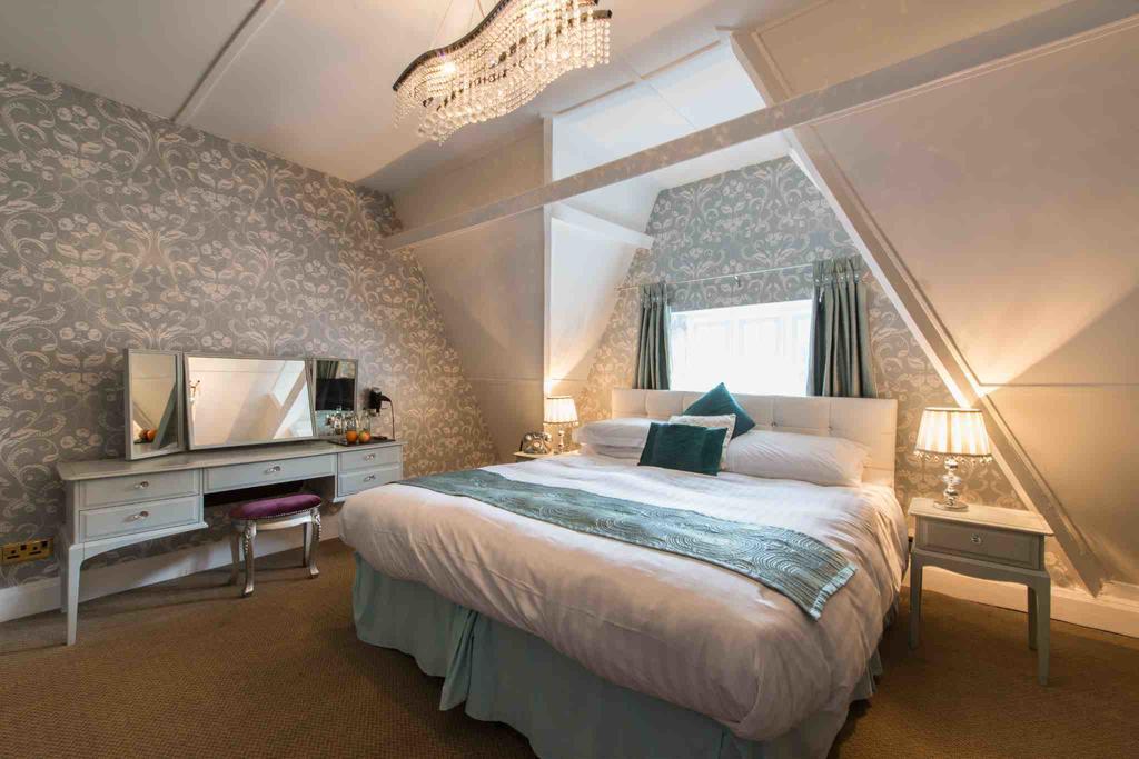 לאנרווסט Maenan Abbey Hotel מראה חיצוני תמונה